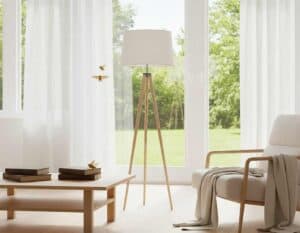 Mehr über den Artikel erfahren Motten im Wohnzimmer – Was tun?